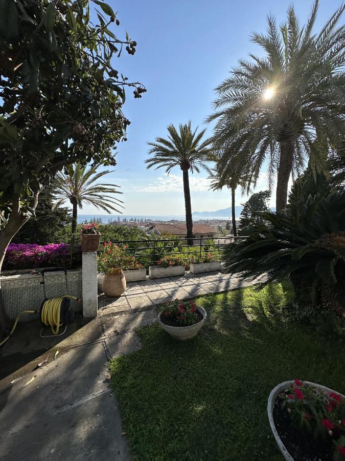 Le Rose Di Emma Villa Bordighera Luaran gambar