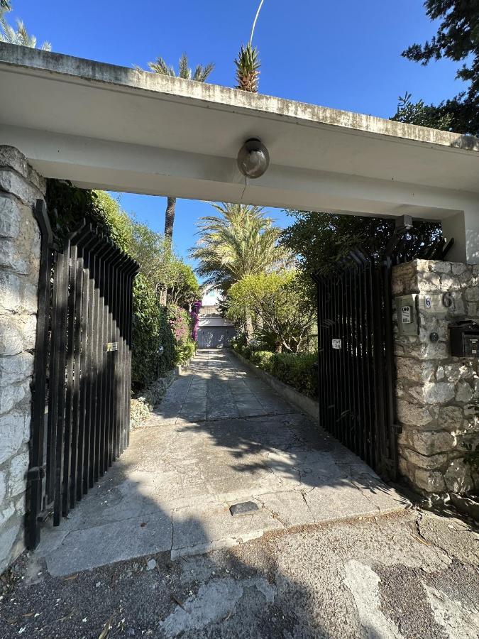 Le Rose Di Emma Villa Bordighera Luaran gambar